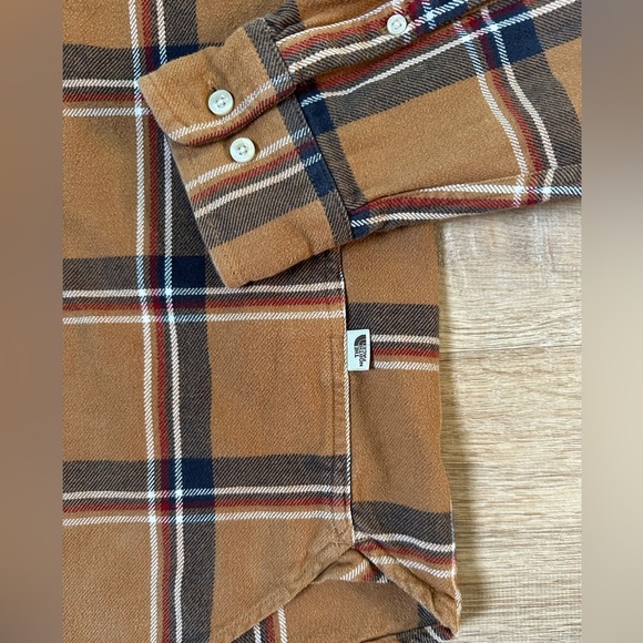 100% Cotton Mid Weight The North Face Arroyo Plaid Button Down Long Sleeve Small - Picture 4 of 7